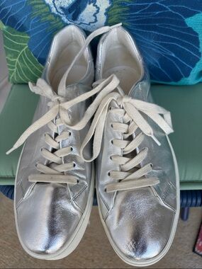 Vince Silver Metallic Lace-Up Women's Sneakers